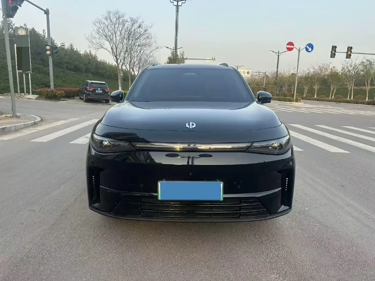 2025 LinkTour E-M8 BEV 65KWH,autocango,china used car exporter,china ev exporter,chinese used car exporter,chinese used ev exporter