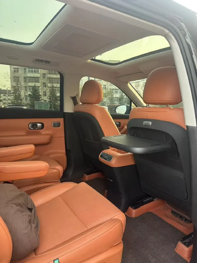 2025 LinkTour E-M8 BEV 65KWH,autocango,china used car exporter,china ev exporter,chinese used car exporter,chinese used ev exporter