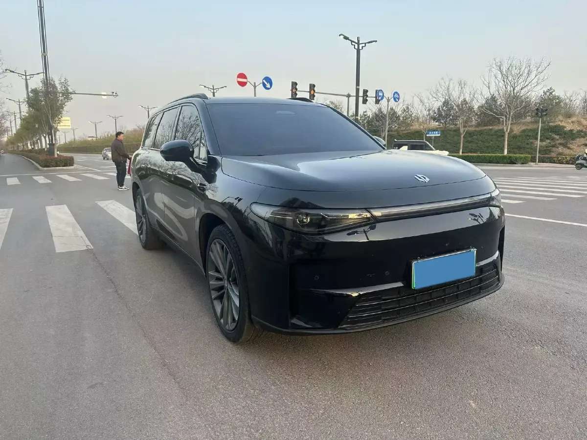 2025 LinkTour E-M8 BEV 65KWH,autocango,china used car exporter,china ev exporter,chinese used car exporter,chinese used ev exporter