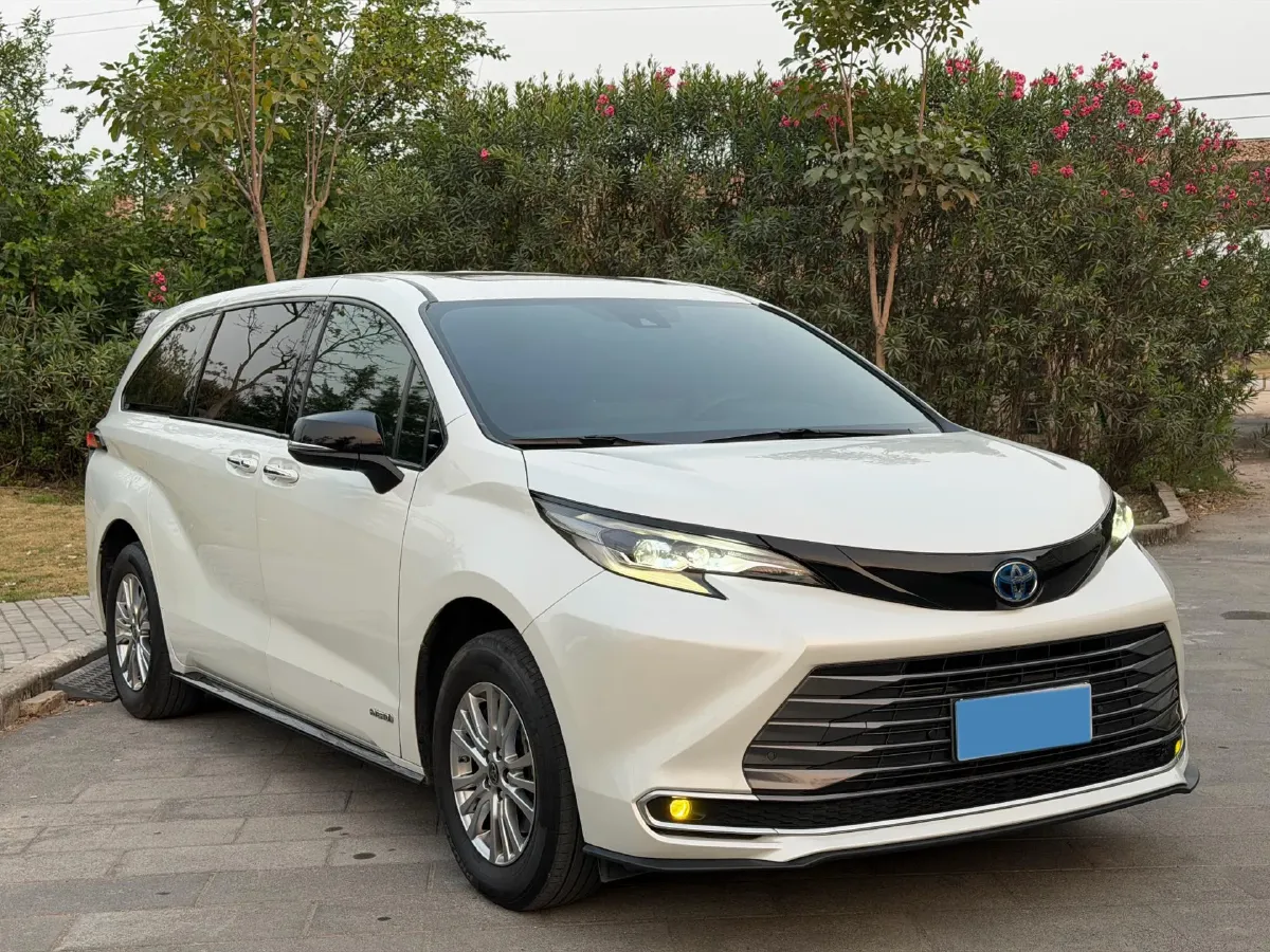 2021 Toyota Sienna 2.5L 192HP L4 E-CVT Hybrid,autocango,china used car exporter,china ev exporter,chinese used car exporter,chinese used ev exporter