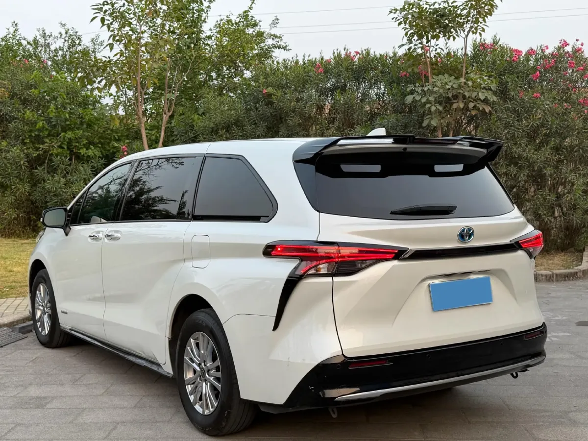 2021 Toyota Sienna 2.5L 192HP L4 E-CVT Hybrid,autocango,china used car exporter,china ev exporter,chinese used car exporter,chinese used ev exporter