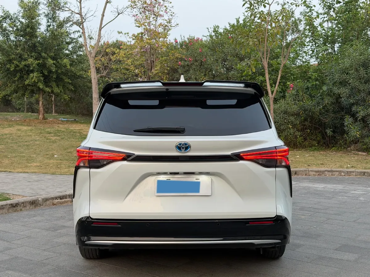 2021 Toyota Sienna 2.5L 192HP L4 E-CVT Hybrid,autocango,china used car exporter,china ev exporter,chinese used car exporter,chinese used ev exporter