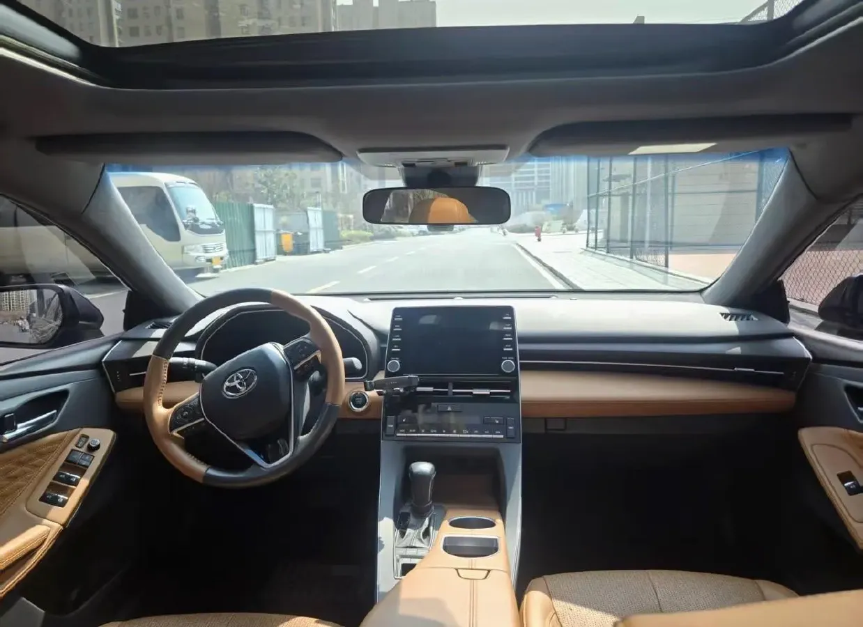 2021 Toyota Avalon 2.5L 209HP L4 8AT,autocango,china used car exporter,china ev exporter,chinese used car exporter,chinese used ev exporter