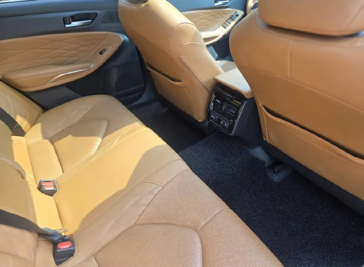 2021 Toyota Avalon 2.5L 209HP L4 8AT,autocango,china used car exporter,china ev exporter,chinese used car exporter,chinese used ev exporter