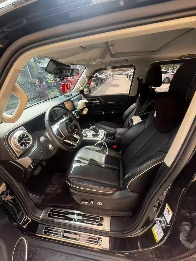 2024 Tank 300 2.0T 227HP L4 8AT,autocango,china used car exporter,china ev exporter,chinese used car exporter,chinese used ev exporter