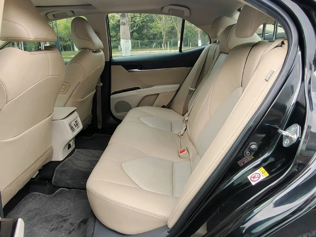 2018 Toyota Camry 2.0L 167HP L4 6AT,autocango,china used car exporter,china ev exporter,chinese used car exporter,chinese used ev exporter