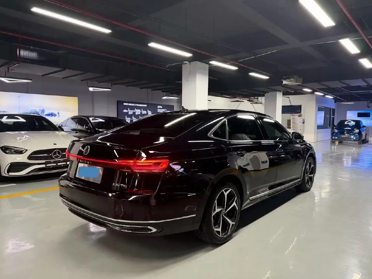 2023 Volkswagen Passat 2.0T 186HP L4 7DCT,autocango,china used car exporter,china ev exporter,chinese used car exporter,chinese used ev exporter