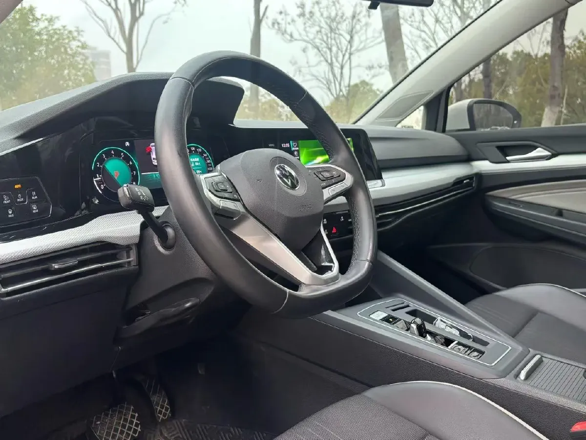 2021 Volkswagen Golf 1.4T 150HP L4 7DCT,autocango,china used car exporter,china ev exporter,chinese used car exporter,chinese used ev exporter