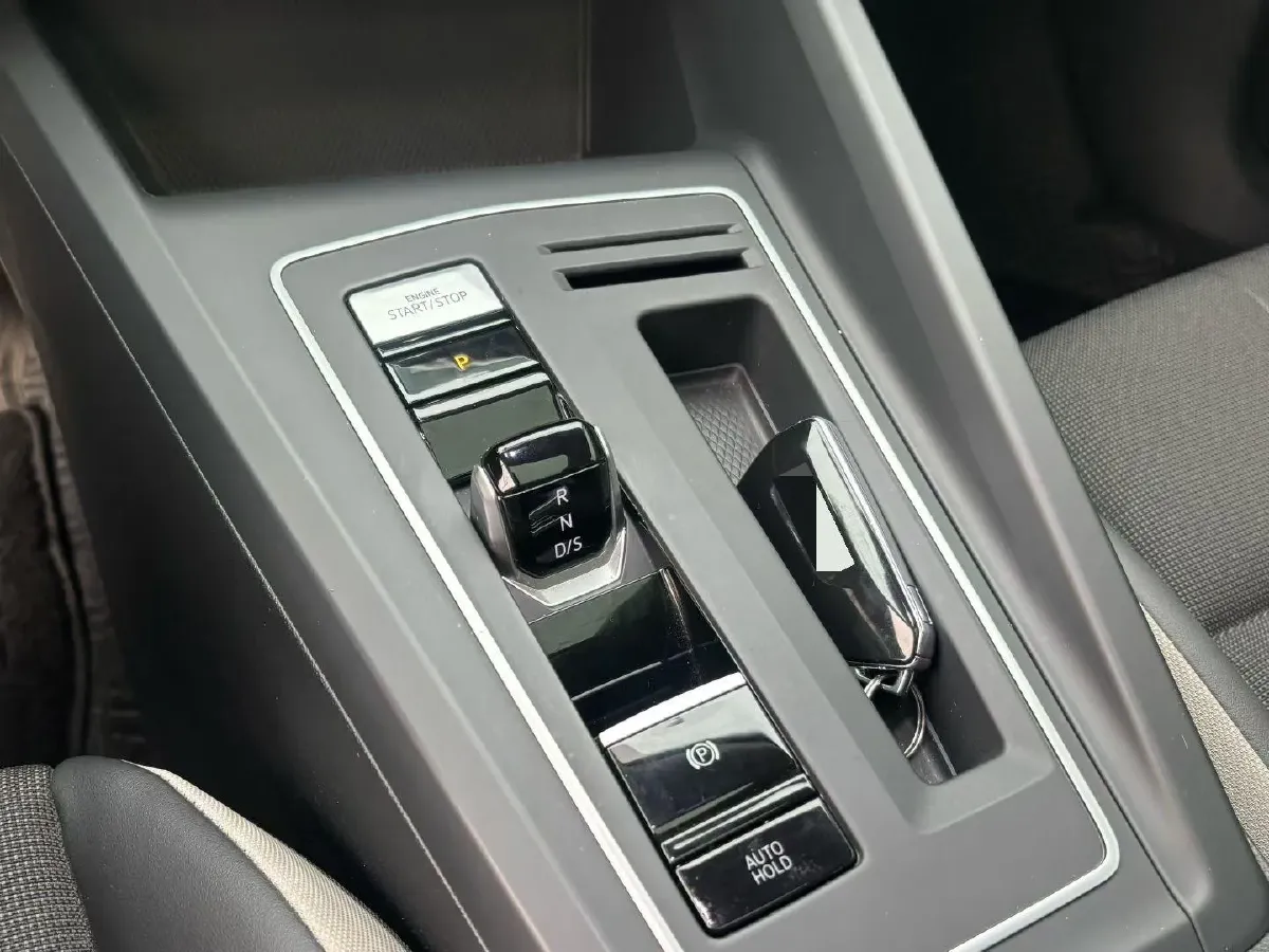 2021 Volkswagen Golf 1.4T 150HP L4 7DCT,autocango,china used car exporter,china ev exporter,chinese used car exporter,chinese used ev exporter