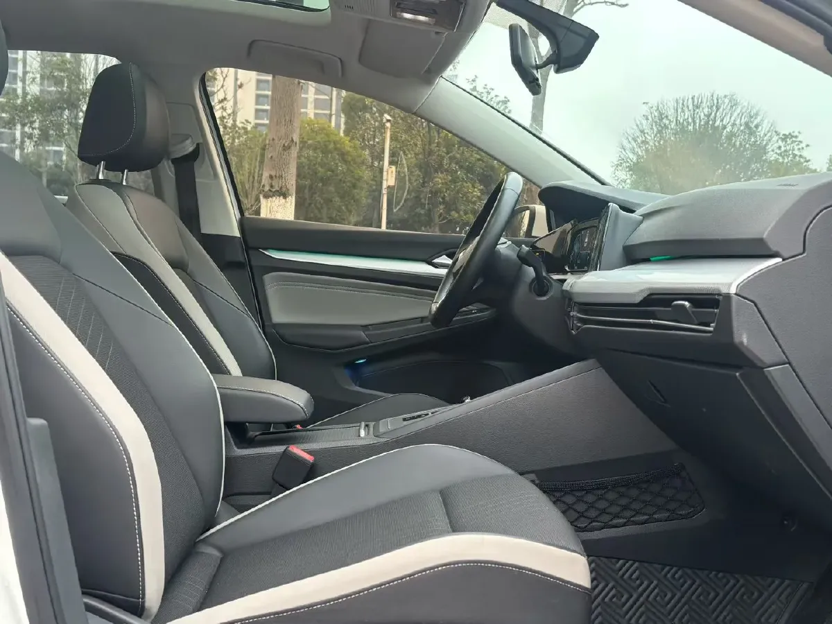 2021 Volkswagen Golf 1.4T 150HP L4 7DCT,autocango,china used car exporter,china ev exporter,chinese used car exporter,chinese used ev exporter