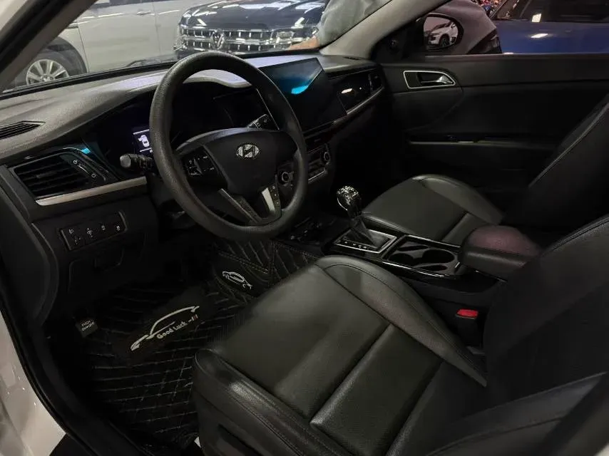 2017 Hyundai Mistra 1.8L 143HP L4 6AT,autocango,china used car exporter,china ev exporter,chinese used car exporter,chinese used ev exporter