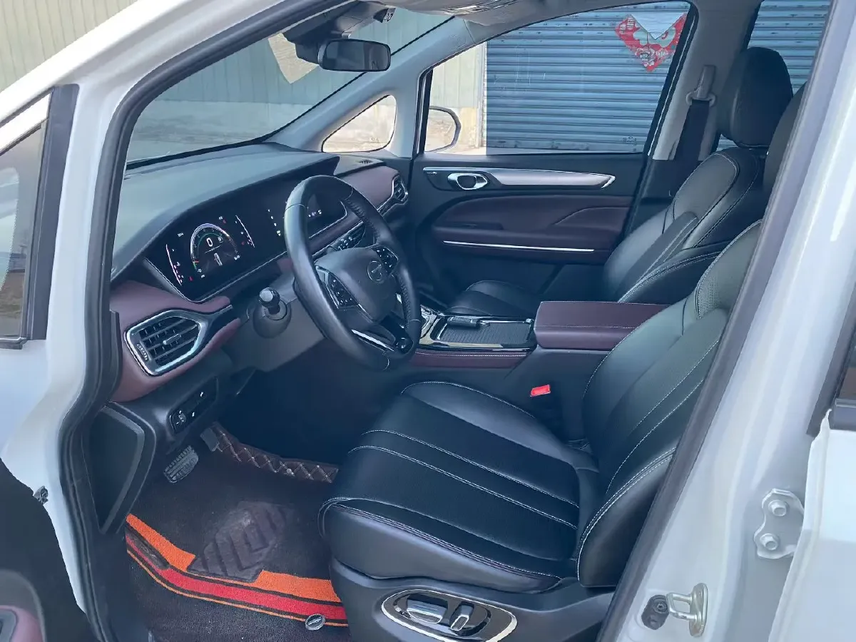 2023 GAC Trumpchi M6 1.5T 177HP L4 7DCT,autocango,china used car exporter,china ev exporter,chinese used car exporter,chinese used ev exporter