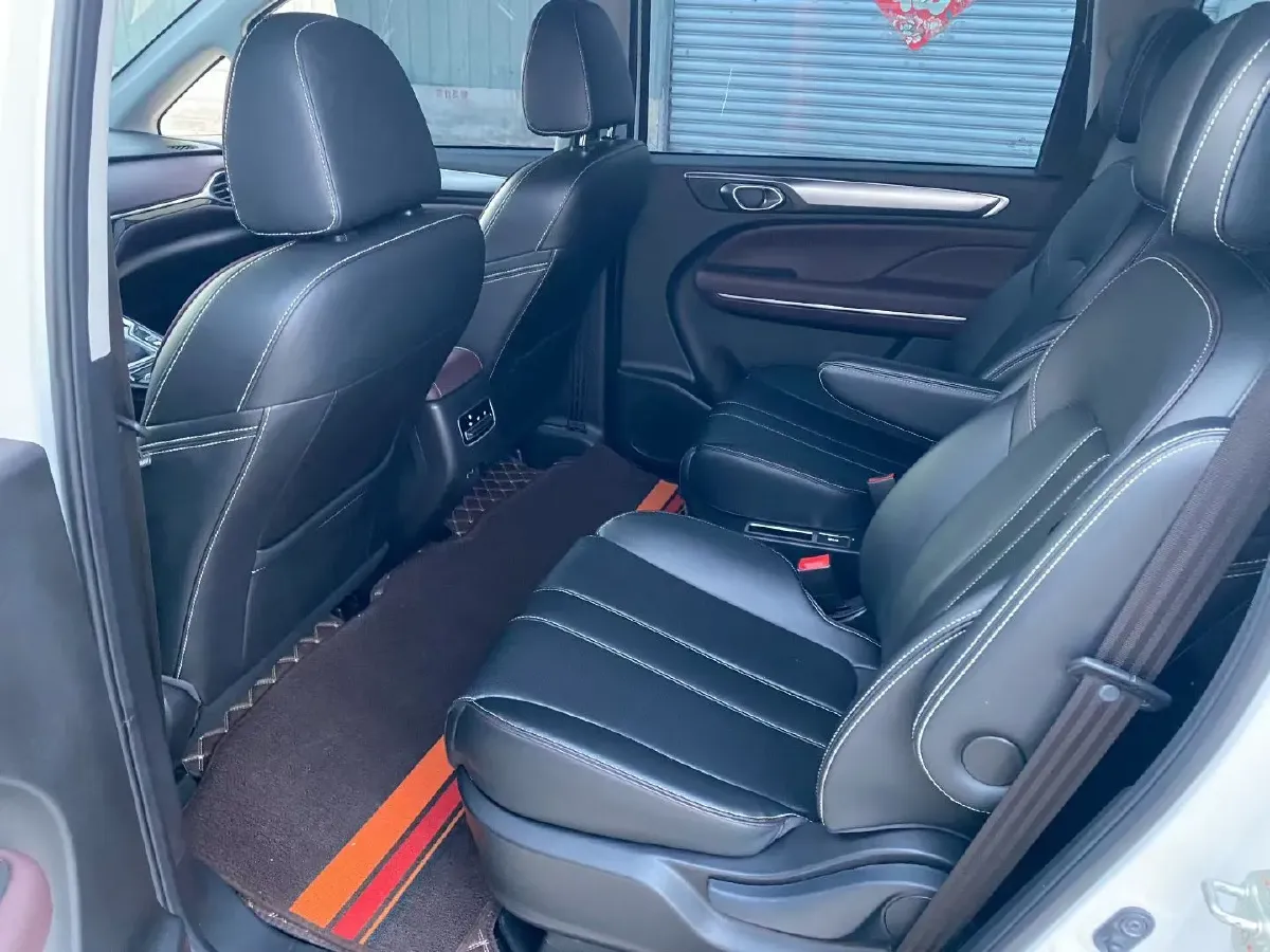 2023 GAC Trumpchi M6 1.5T 177HP L4 7DCT,autocango,china used car exporter,china ev exporter,chinese used car exporter,chinese used ev exporter