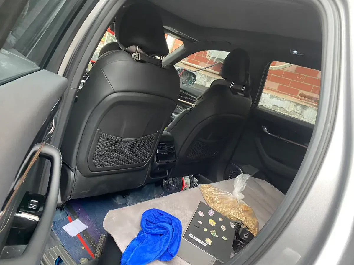 2024 Geely Monjaro 2.0T 218HP L4 7DCT,autocango,china used car exporter,china ev exporter,chinese used car exporter,chinese used ev exporter