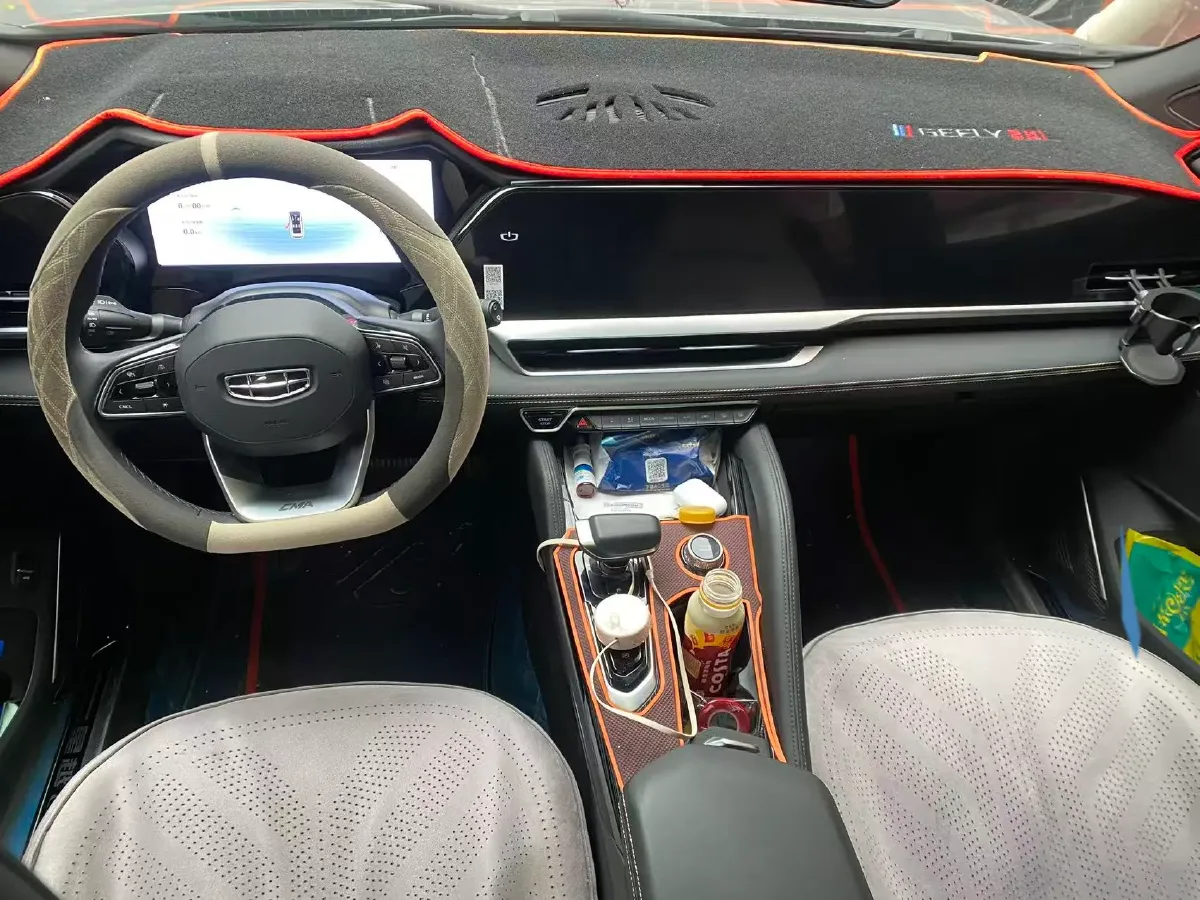 2024 Geely Monjaro 2.0T 218HP L4 7DCT,autocango,china used car exporter,china ev exporter,chinese used car exporter,chinese used ev exporter