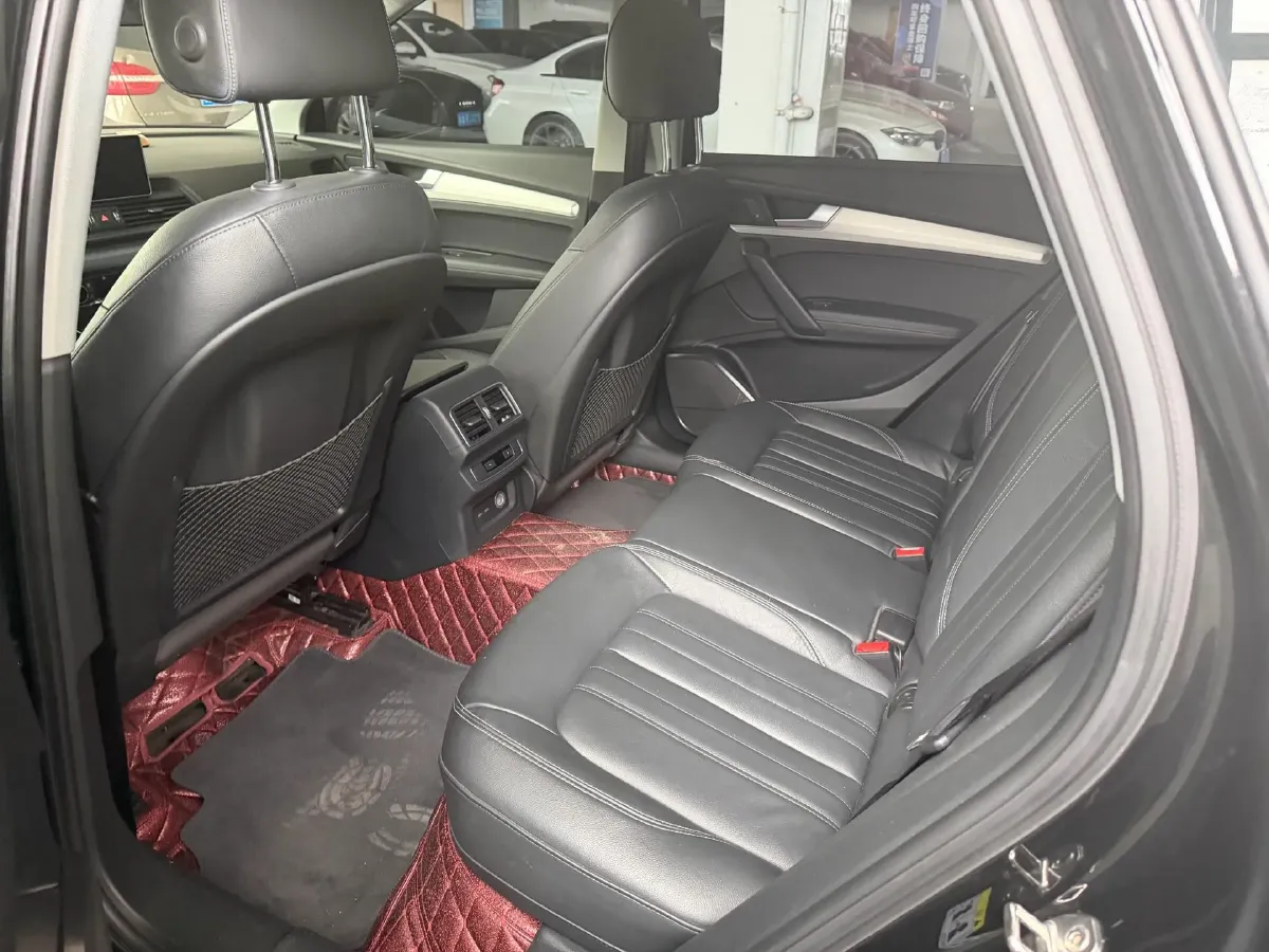 2021 Jetour X70 Plus 1.6T 197HP L4 7DCT,autocango,china used car exporter,china ev exporter,chinese used car exporter,chinese used ev exporter