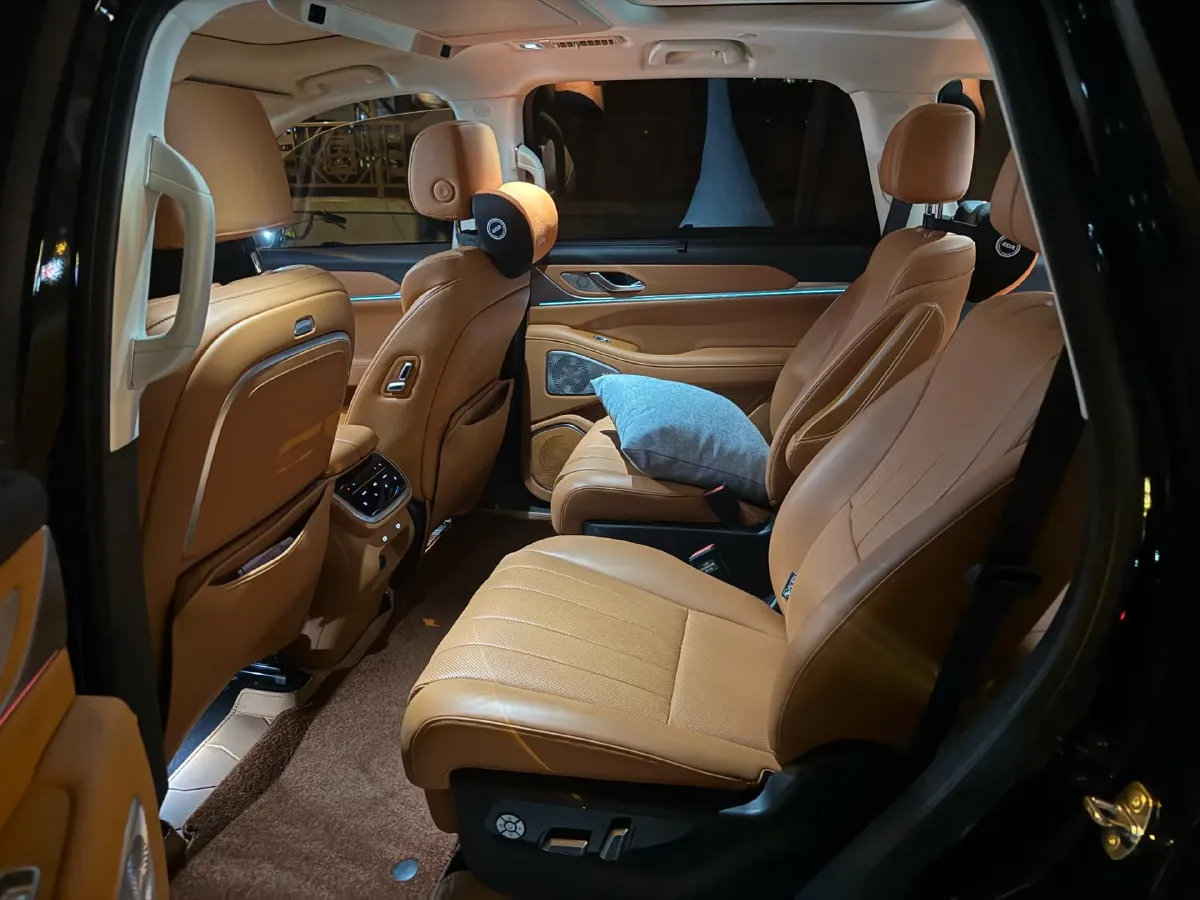 2025 WEY BlueMountain 1.5T 170HP L4 4DHT PHEV 44.5KWH,autocango,china used car exporter,china ev exporter,chinese used car exporter,chinese used ev exporter