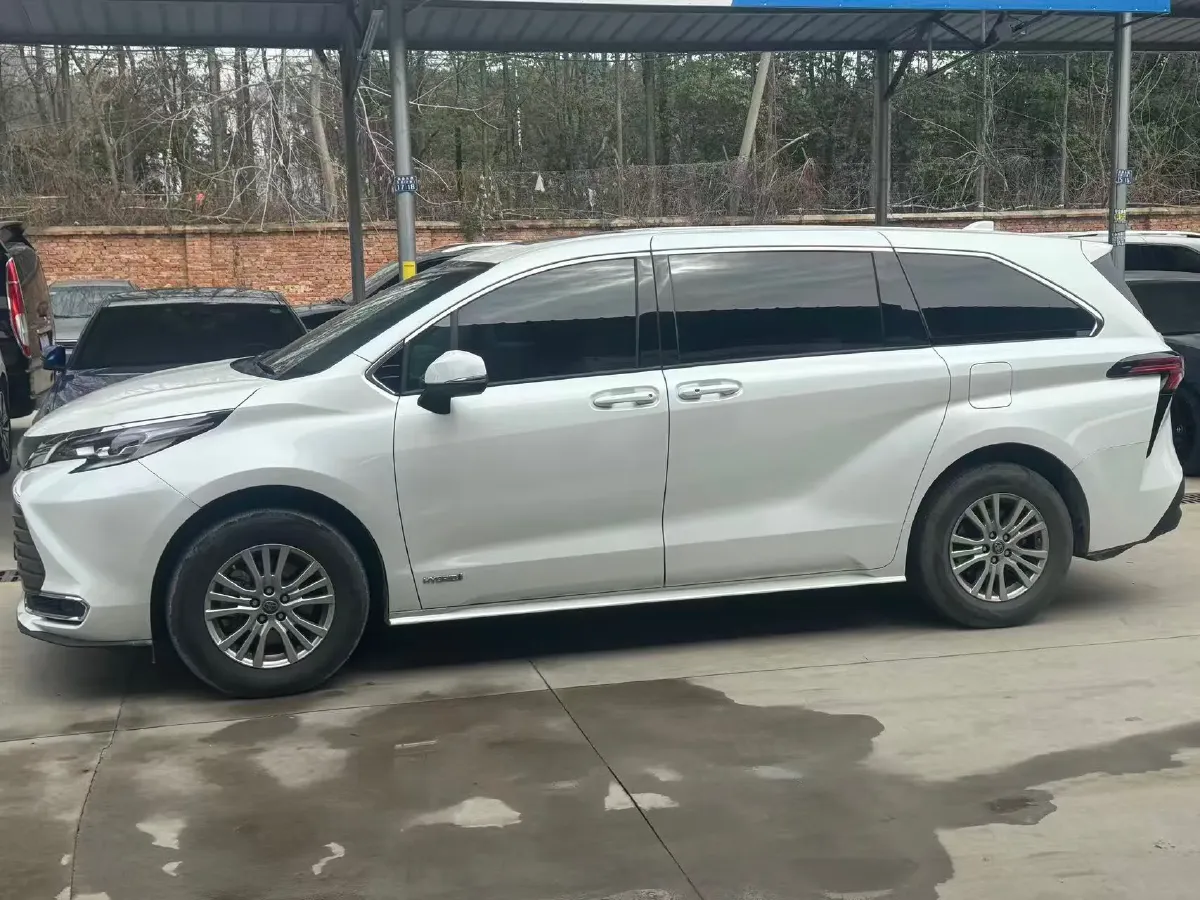 2021 Toyota Sienna 2.5L 192HP L4 E-CVT Hybrid,autocango,china used car exporter,china ev exporter,chinese used car exporter,chinese used ev exporter