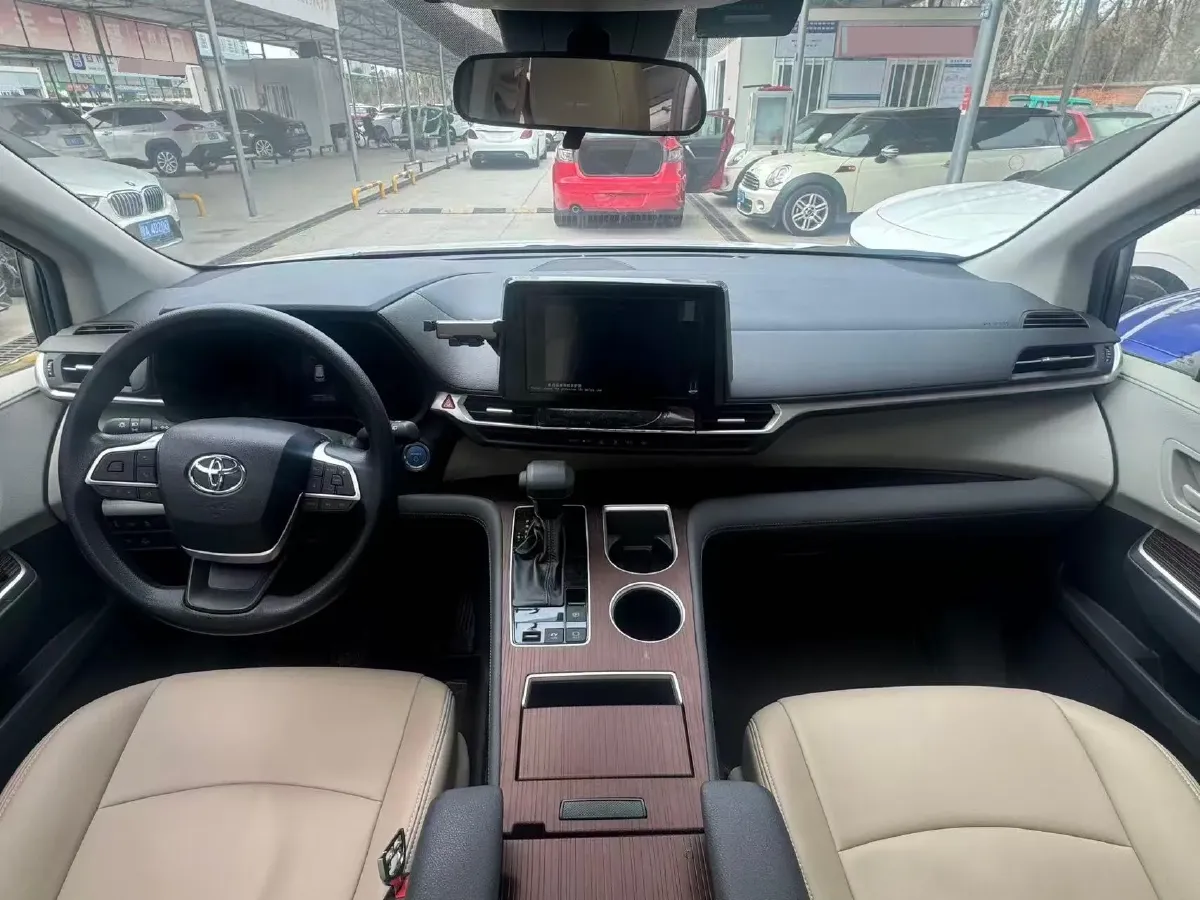 2021 Toyota Sienna 2.5L 192HP L4 E-CVT Hybrid,autocango,china used car exporter,china ev exporter,chinese used car exporter,chinese used ev exporter