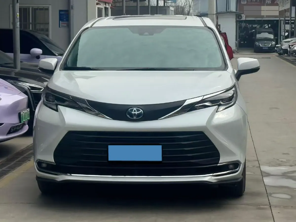 2021 Toyota Sienna 2.5L 192HP L4 E-CVT Hybrid,autocango,china used car exporter,china ev exporter,chinese used car exporter,chinese used ev exporter