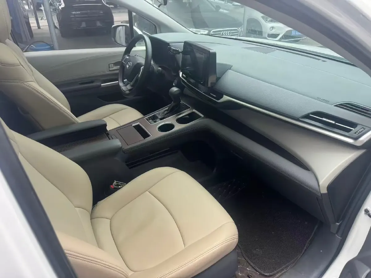 2021 Toyota Sienna 2.5L 192HP L4 E-CVT Hybrid,autocango,china used car exporter,china ev exporter,chinese used car exporter,chinese used ev exporter