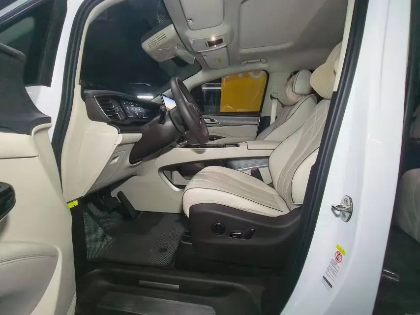 2024 Denza D9 1.5T 139HP L4 E-CVT PHEV 40KWH,autocango,china used car exporter,china ev exporter,chinese used car exporter,chinese used ev exporter