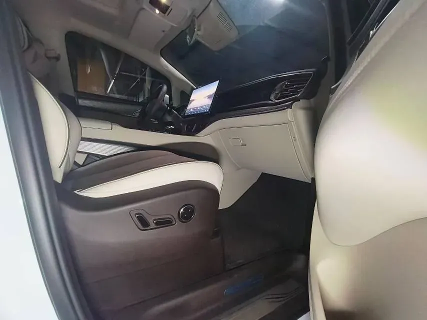 2024 Denza D9 1.5T 139HP L4 E-CVT PHEV 40KWH,autocango,china used car exporter,china ev exporter,chinese used car exporter,chinese used ev exporter