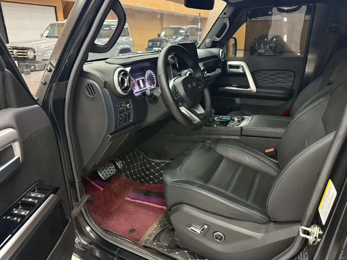 2024 Beijing BJ40 2.0T 163HP L4 8AT,autocango,china used car exporter,china ev exporter,chinese used car exporter,chinese used ev exporter