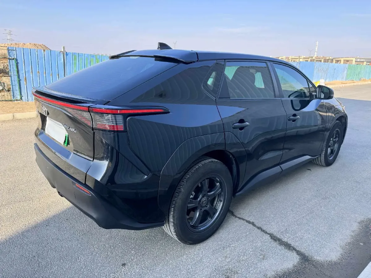 2022 Toyota bZ4X BEV 50.3KWH,autocango,china used car exporter,china ev exporter,chinese used car exporter,chinese used ev exporter