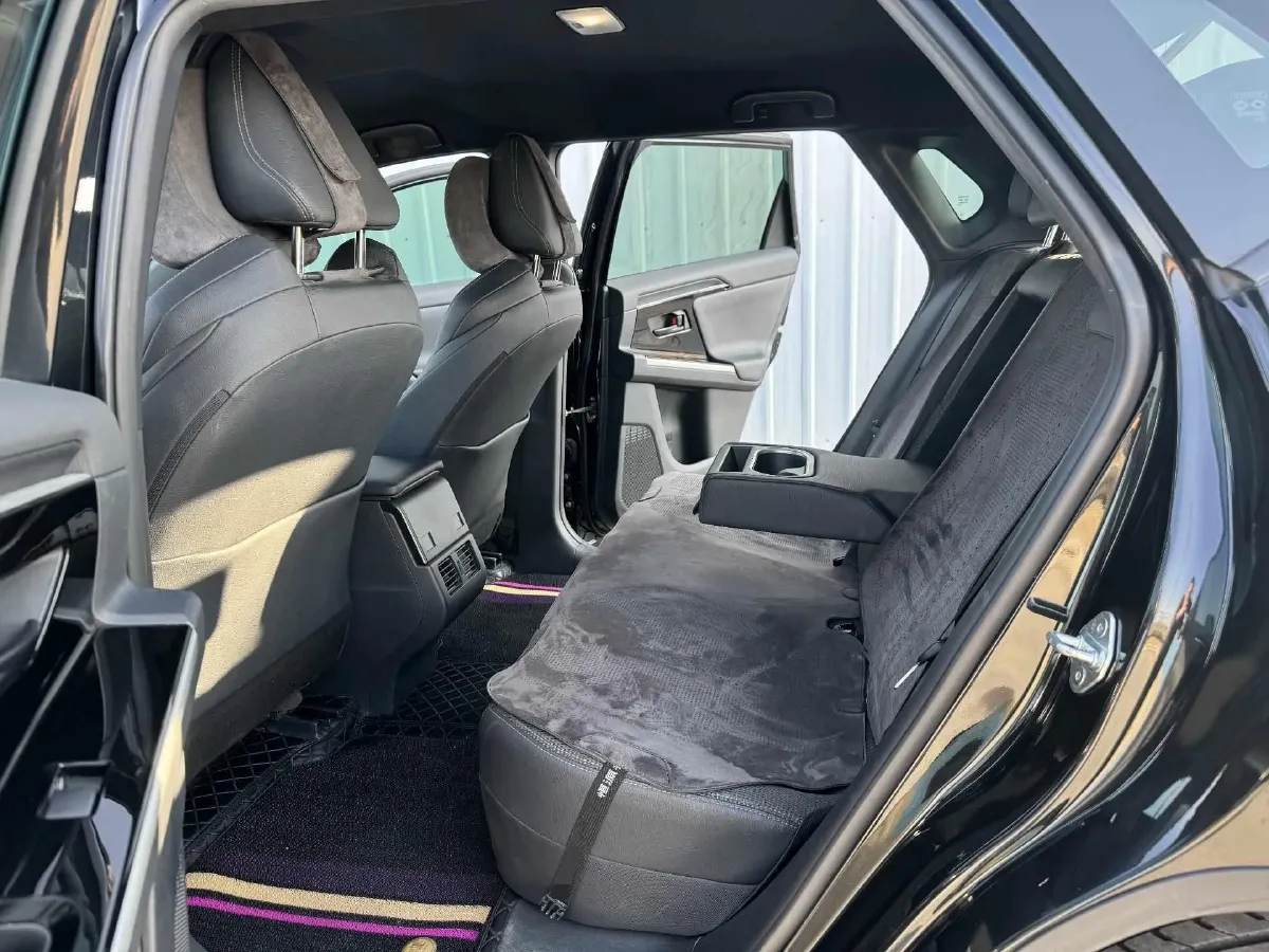 2022 Toyota bZ4X BEV 50.3KWH,autocango,china used car exporter,china ev exporter,chinese used car exporter,chinese used ev exporter