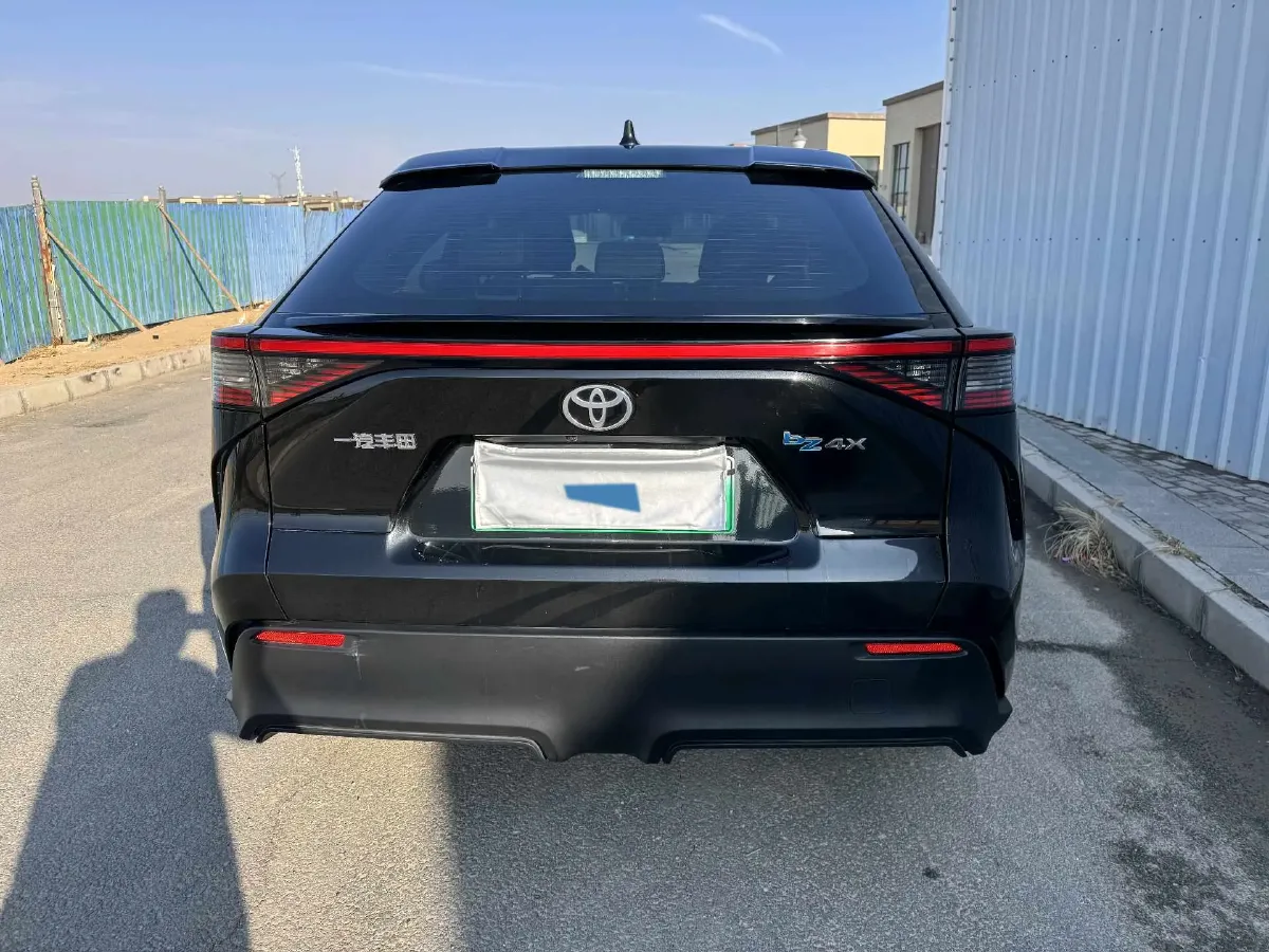 2022 Toyota bZ4X BEV 50.3KWH,autocango,china used car exporter,china ev exporter,chinese used car exporter,chinese used ev exporter