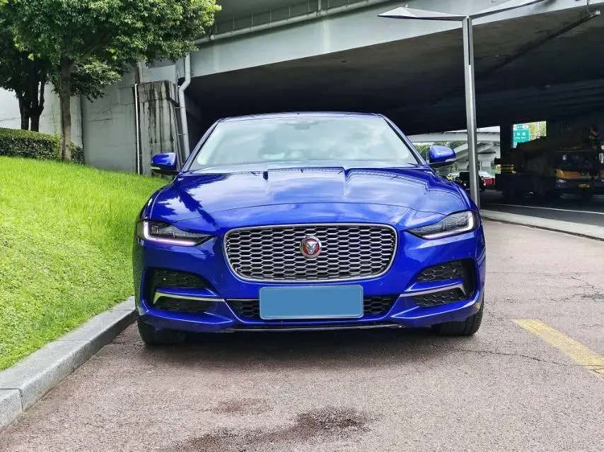 2020 Jaguar XEL 2.0T 200HP L4 8AT,autocango,china used car exporter,china ev exporter,chinese used car exporter,chinese used ev exporter