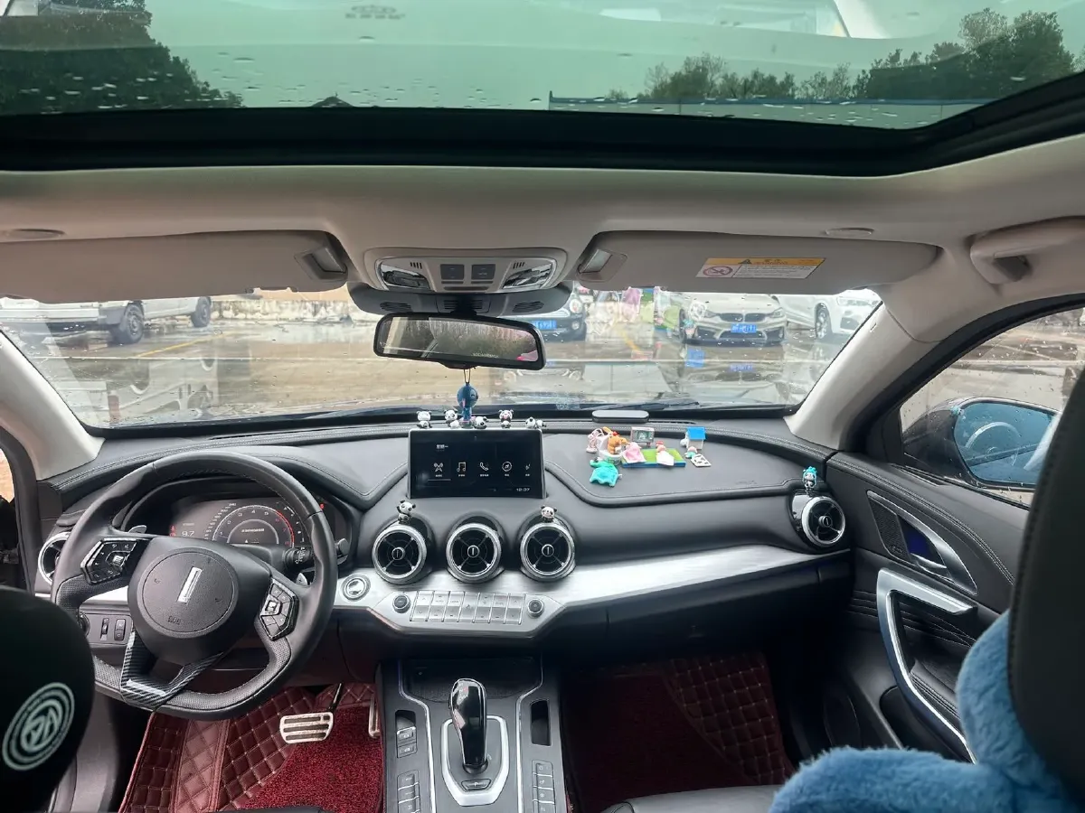 2019 WEY VV7 2.0T 227HP L4 7DCT,autocango,china used car exporter,china ev exporter,chinese used car exporter,chinese used ev exporter