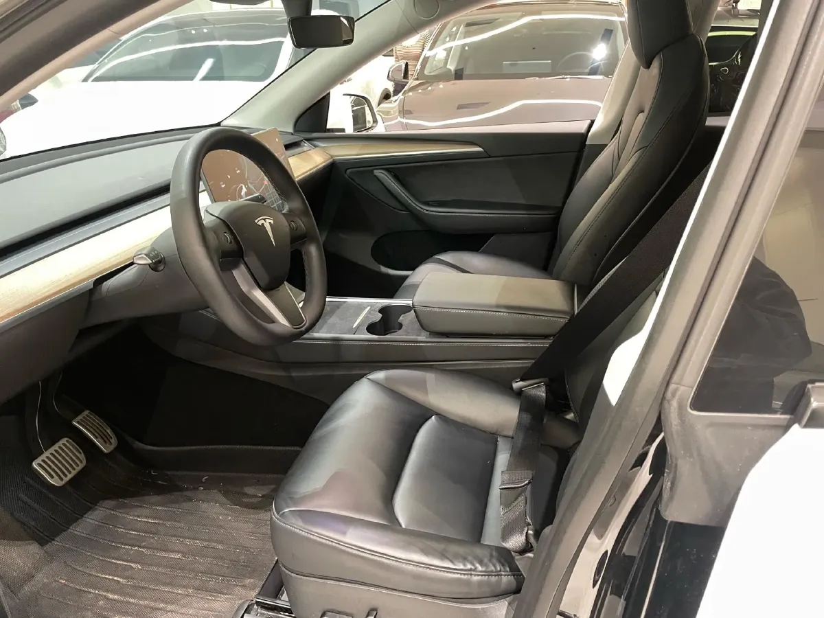 2021 Tesla Model Y BEV 60KWH,autocango,china used car exporter,china ev exporter,chinese used car exporter,chinese used ev exporter