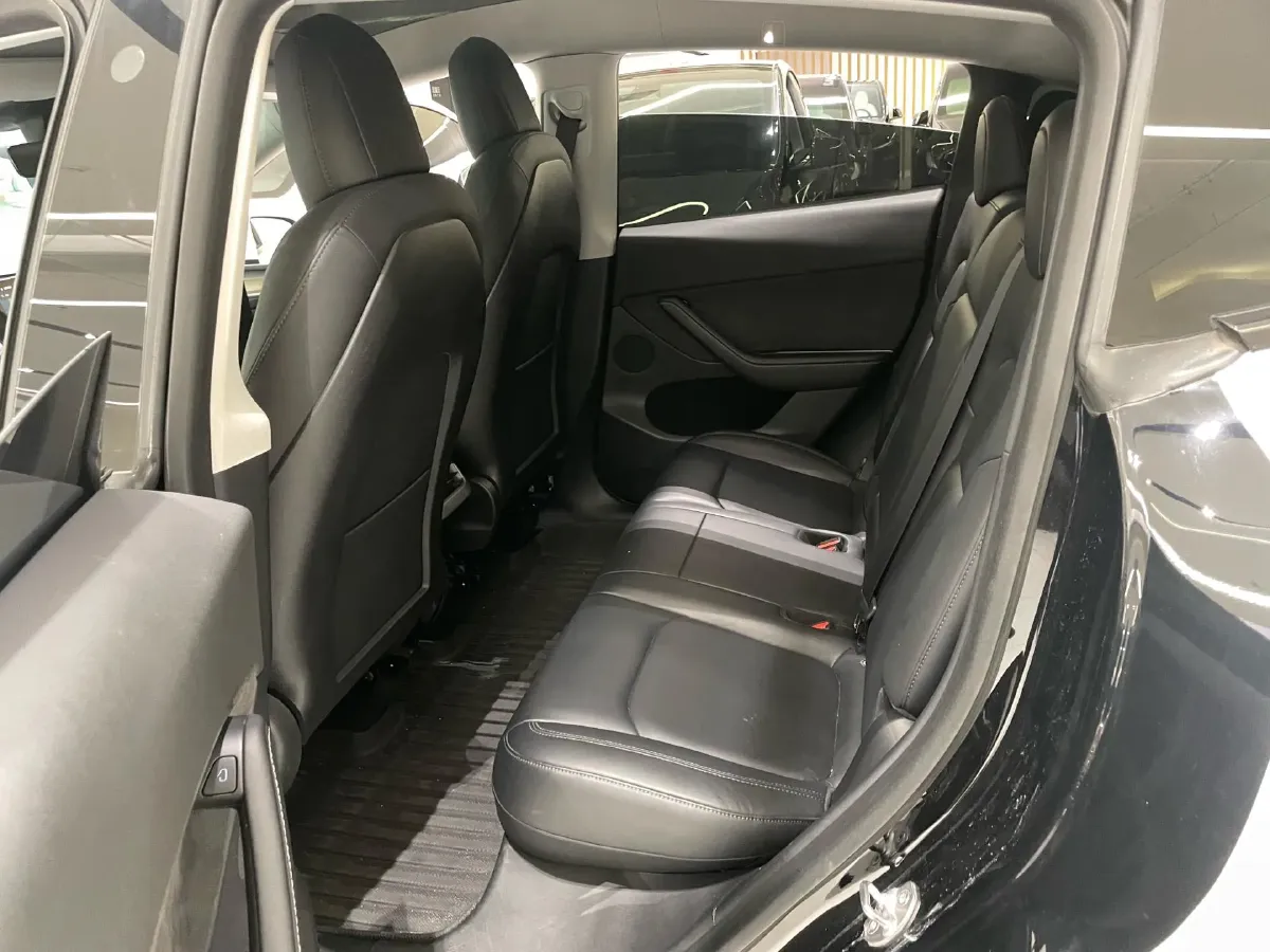 2021 Tesla Model Y BEV 60KWH,autocango,china used car exporter,china ev exporter,chinese used car exporter,chinese used ev exporter