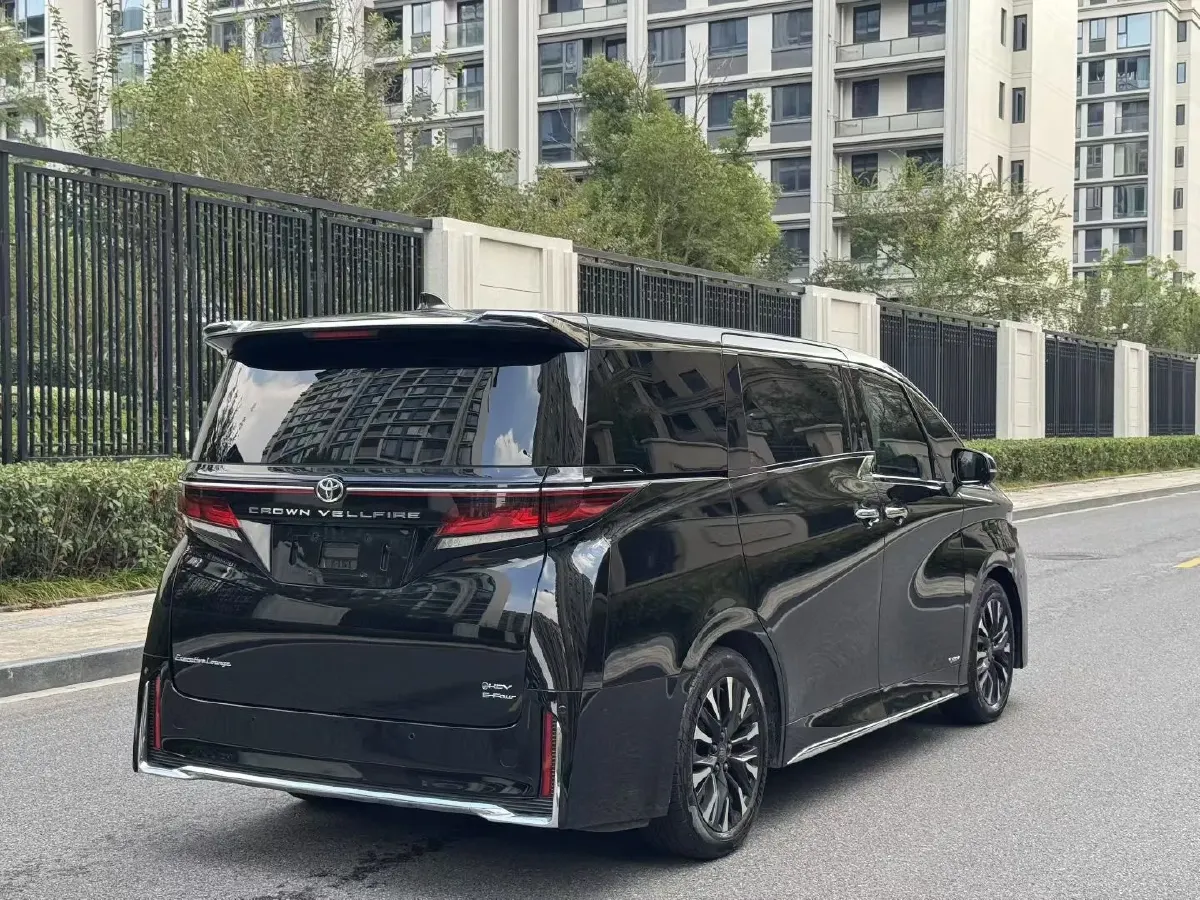 2024 Toyota Vellfire 2.5L 190HP L4 E-CVT Hybrid,autocango,china used car exporter,china ev exporter,chinese used car exporter,chinese used ev exporter