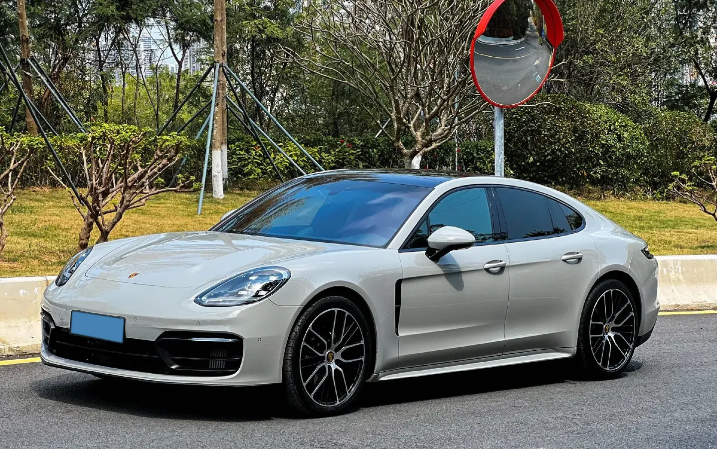 2023 Porsche Panamera 2.9T 330HP V6 8DCT,autocango,china used car exporter,china ev exporter,chinese used car exporter,chinese used ev exporter