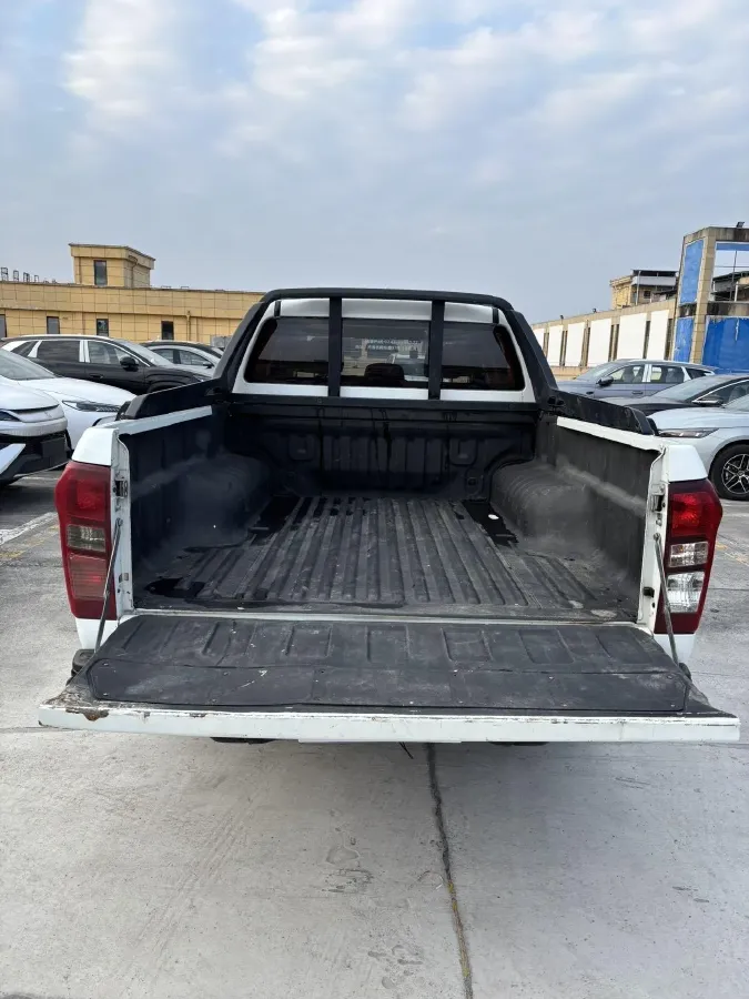 2019 Isuzu LingTuo 2.5T 129HP L4 6AT,autocango,china used car exporter,china ev exporter,chinese used car exporter,chinese used ev exporter