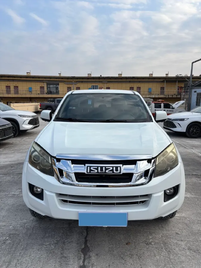 2019 Isuzu LingTuo 2.5T 129HP L4 6AT,autocango,china used car exporter,china ev exporter,chinese used car exporter,chinese used ev exporter