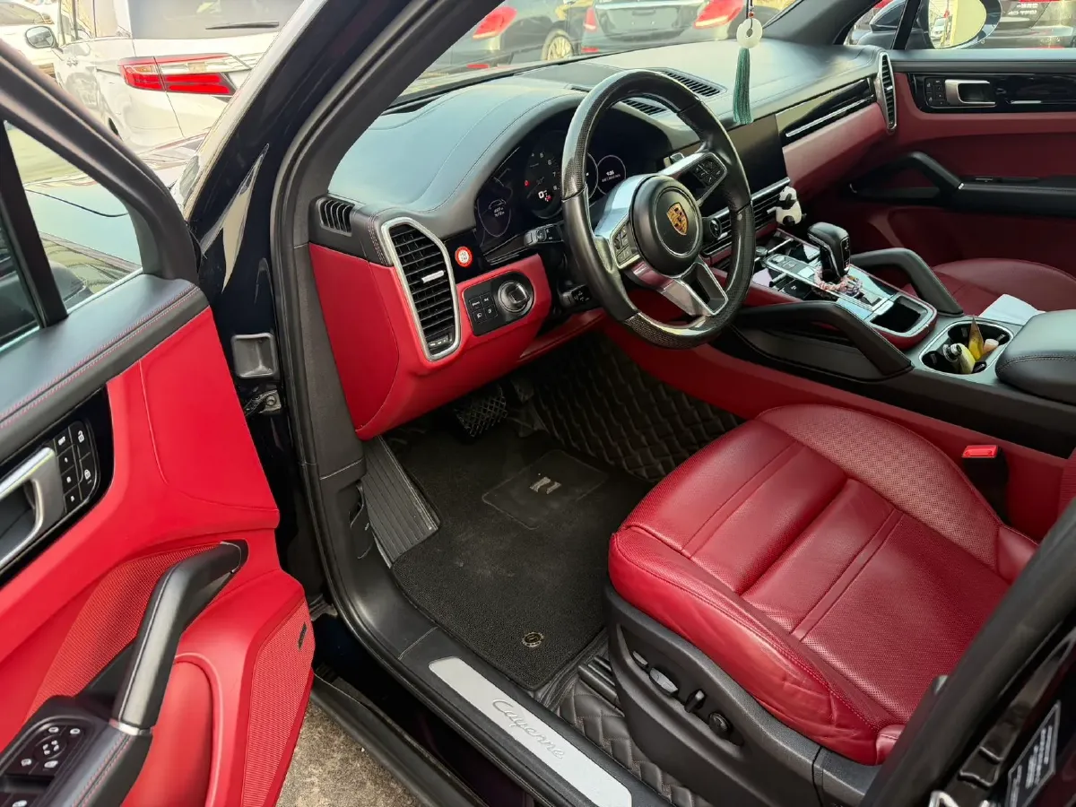 2022 Porsche Cayenne 3.0T 340HP V6 8AT,autocango,china used car exporter,china ev exporter,chinese used car exporter,chinese used ev exporter