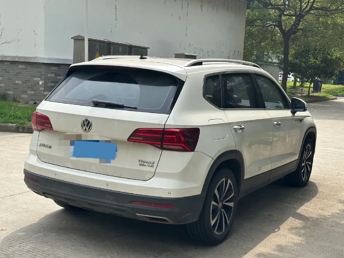 2019 MINI MINI 1.5T 102HP L3 7DCT,autocango,china used car exporter,china ev exporter,chinese used car exporter,chinese used ev exporter