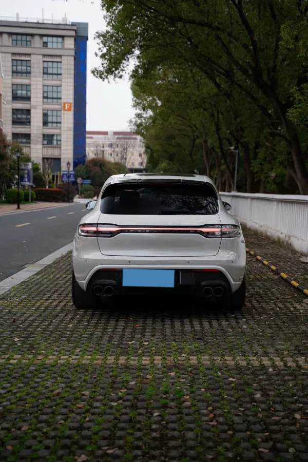 2023 Porsche Macan 2.9T 441HP V6 7DCT,autocango,china used car exporter,china ev exporter,chinese used car exporter,chinese used ev exporter