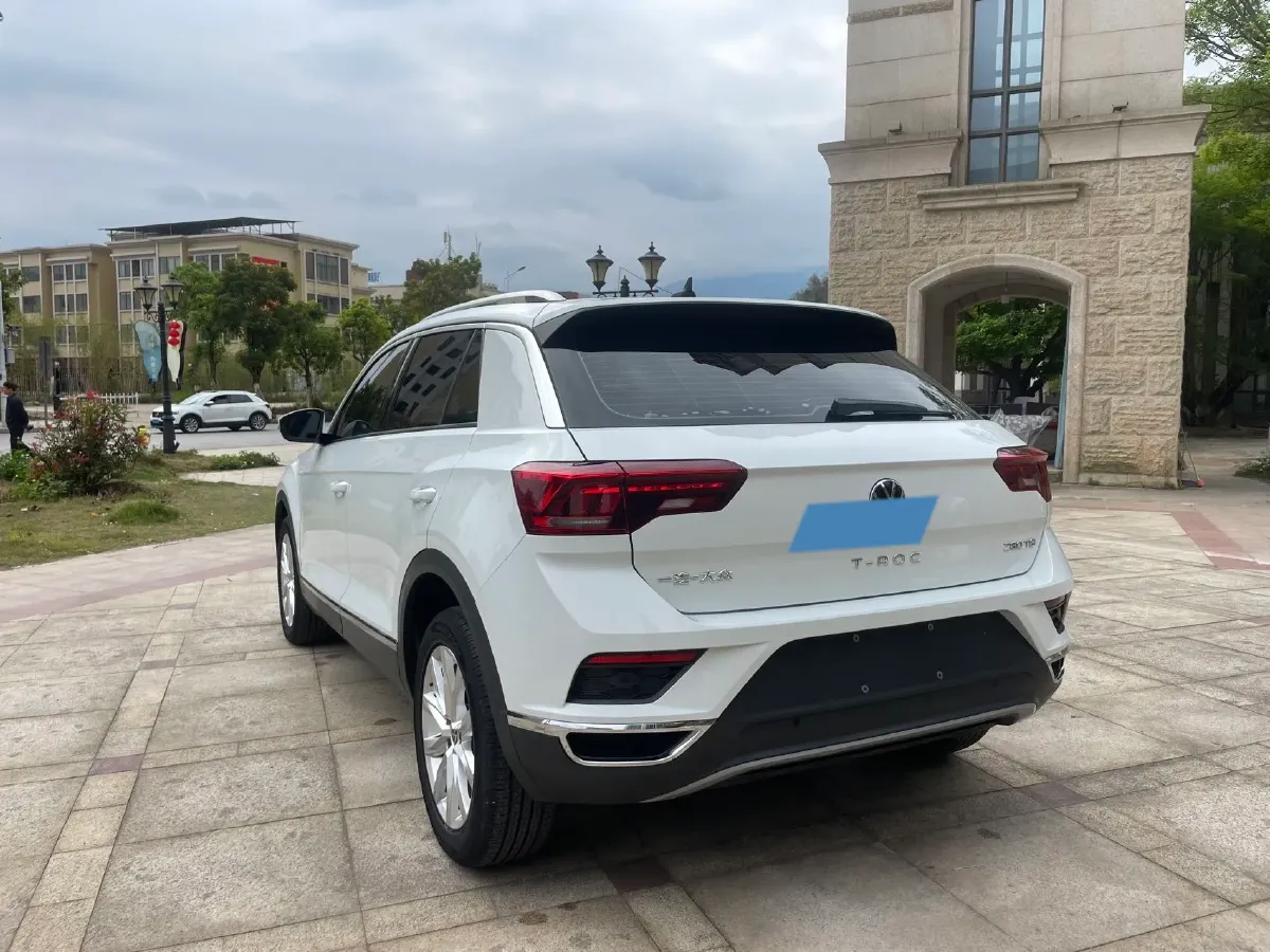 2022 Volkswagen T-Roc 1.4T 150HP L4 7DCT,autocango,china used car exporter,china ev exporter,chinese used car exporter,chinese used ev exporter