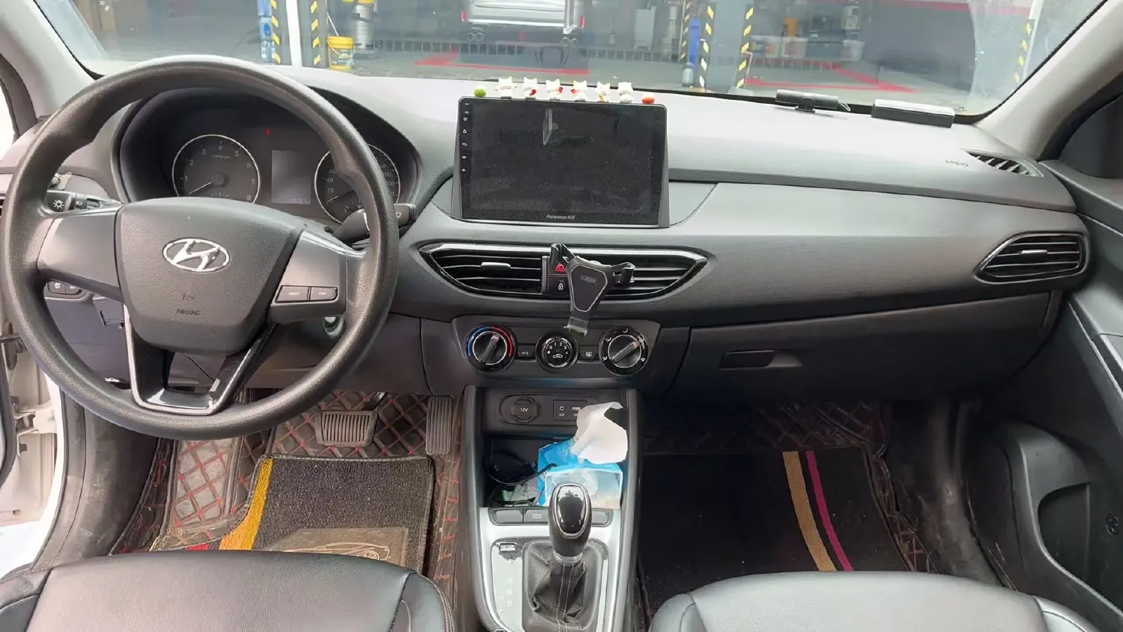 2020 Hyundai Celesta 1.6L 123HP L4 6AT,autocango,china used car exporter,china ev exporter,chinese used car exporter,chinese used ev exporter