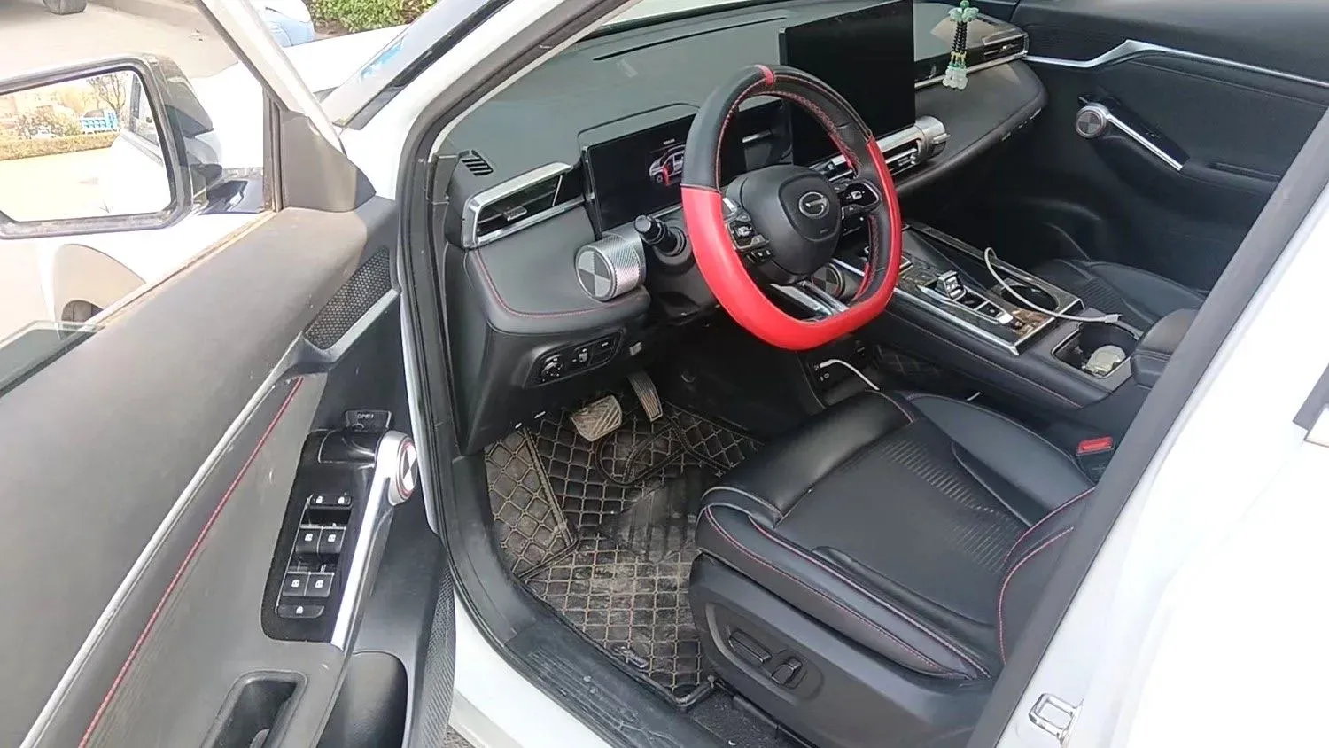 2022 GAC Trumpchi Emkoo 1.5T 177HP L4 7DCT,autocango,china used car exporter,china ev exporter,chinese used car exporter,chinese used ev exporter