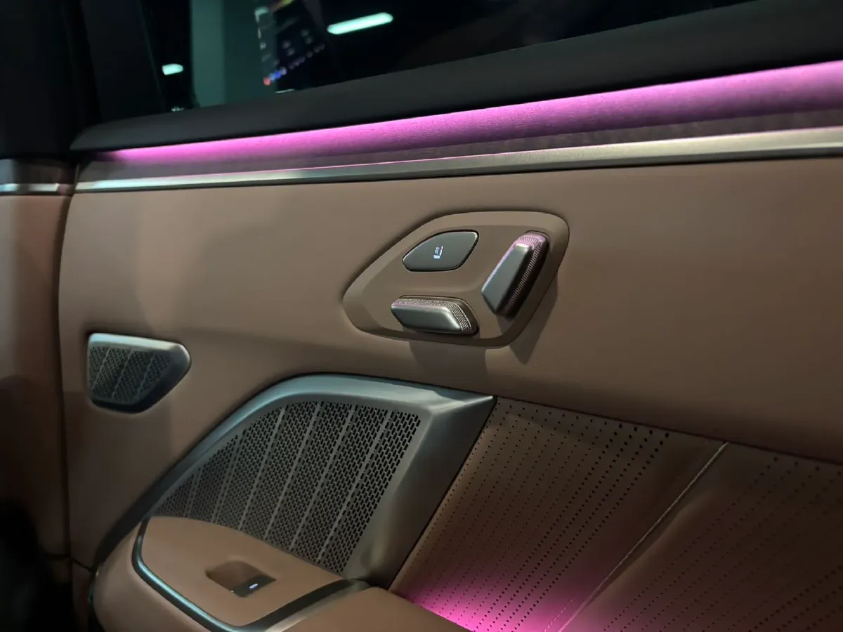 2025 ONVO L90 BEV,autocango,china used car exporter,china ev exporter,chinese used car exporter,chinese used ev exporter