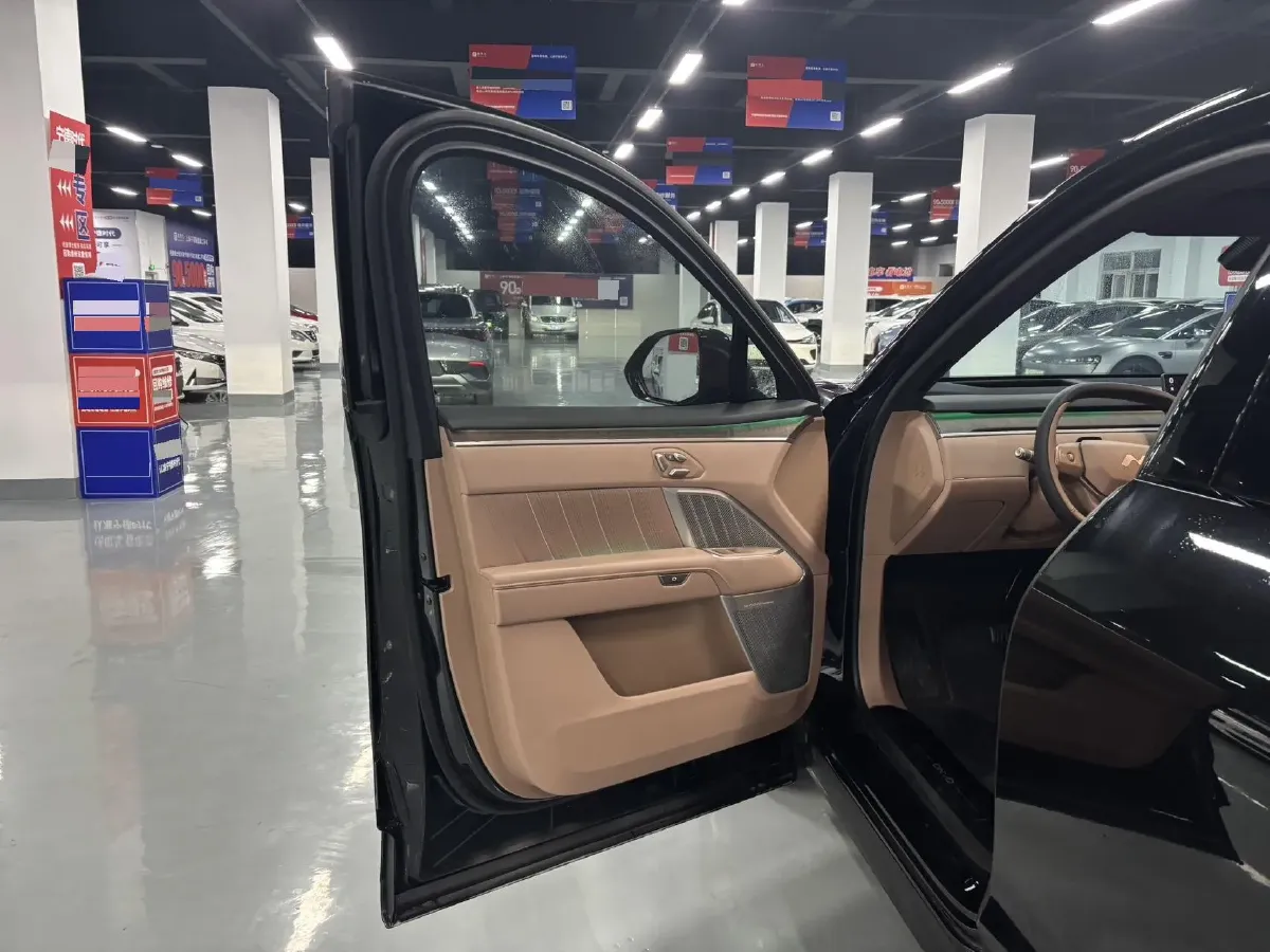 2025 ONVO L90 BEV,autocango,china used car exporter,china ev exporter,chinese used car exporter,chinese used ev exporter