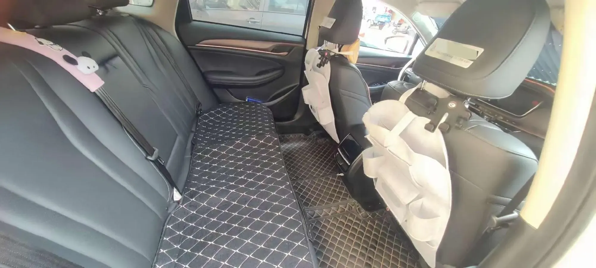 2019 GAC Trumpchi GA6 1.5T 169HP L4 6AT,autocango,china used car exporter,china ev exporter,chinese used car exporter,chinese used ev exporter