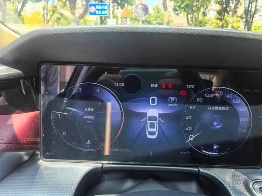 2024 HongQi H5 2.0T 224HP L4 8AT,autocango,china used car exporter,china ev exporter,chinese used car exporter,chinese used ev exporter