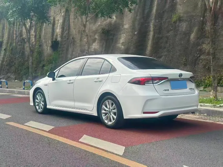 2023 Toyota Corolla 1.8L 98HP L4 E-CVT Hybrid,autocango,china used car exporter,china ev exporter,chinese used car exporter,chinese used ev exporter